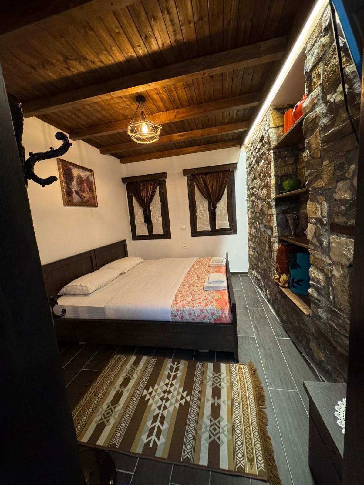 Hotel Bujtina Bega à Berat Extérieur photo